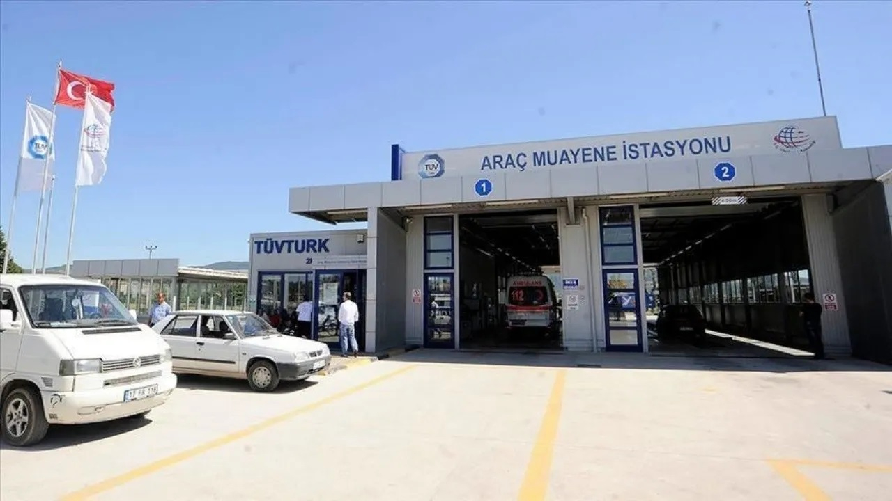 Araç muayenesinde artık yeni bir döneme geçiliyor: Araç sahiplerinin bu detayları mutlaka bilmesi gerekiyor!