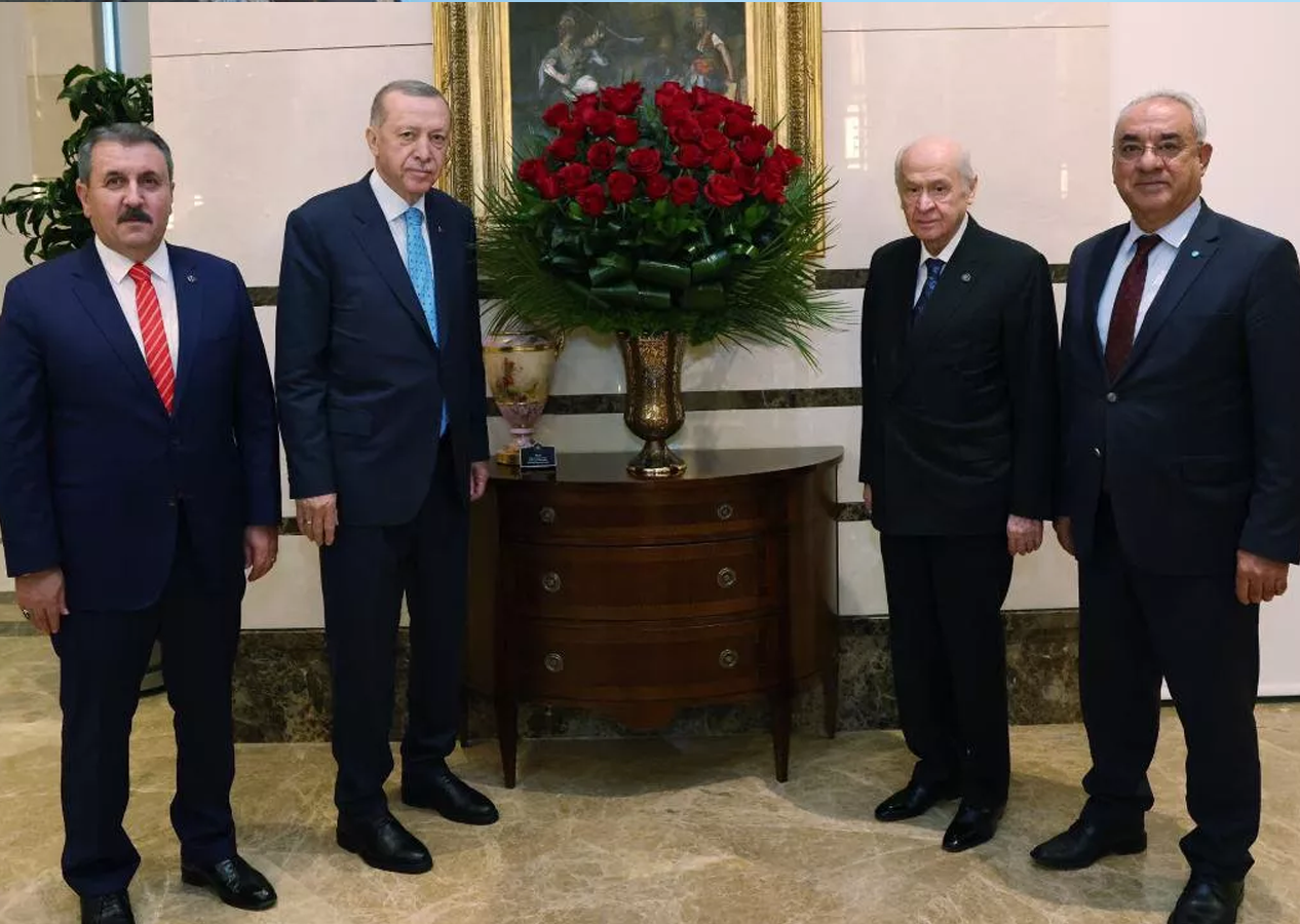 Cumhur İttifakı liderlerinden Cumhurbaşkanı Erdoğan'a 'geçmiş olsun' ziyareti