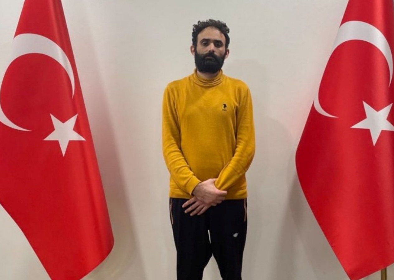 MİT'ten PKK/YPG'ye nokta operasyon: Firari Rasim Akyol Türkiye’ye getirildi!