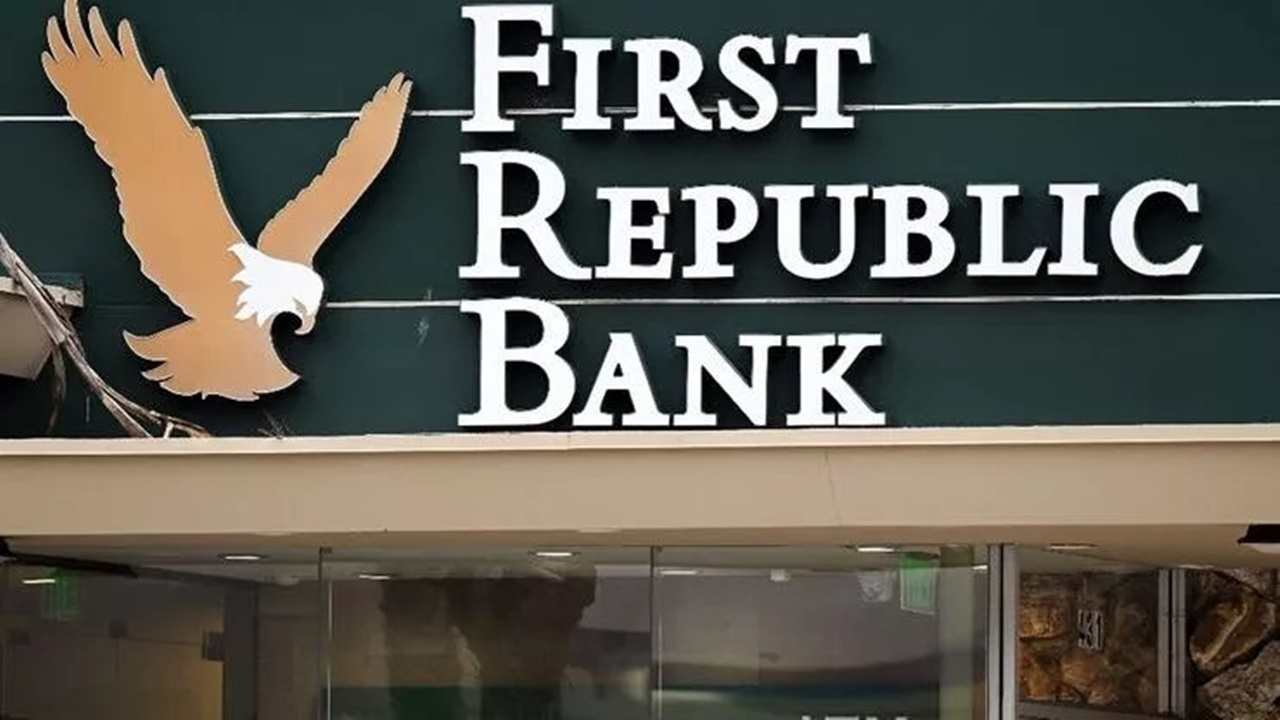 Türkiye’de karlar artarken faiz yükselten ABD’de bankalar batıyor