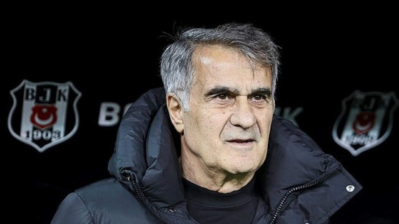 Beşiktaş Teknik Direktörü Şenol Güneş Galatasaray derbisi öncesi konuştu: Puan savaşlarının devam ettiği bir yarıştayız...