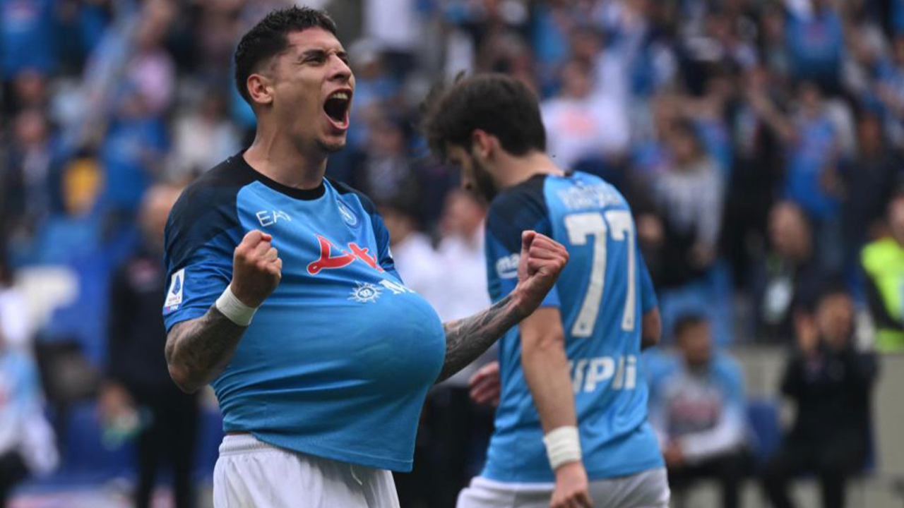 Napoli'nin şampiyonluğu haftaya kaldı