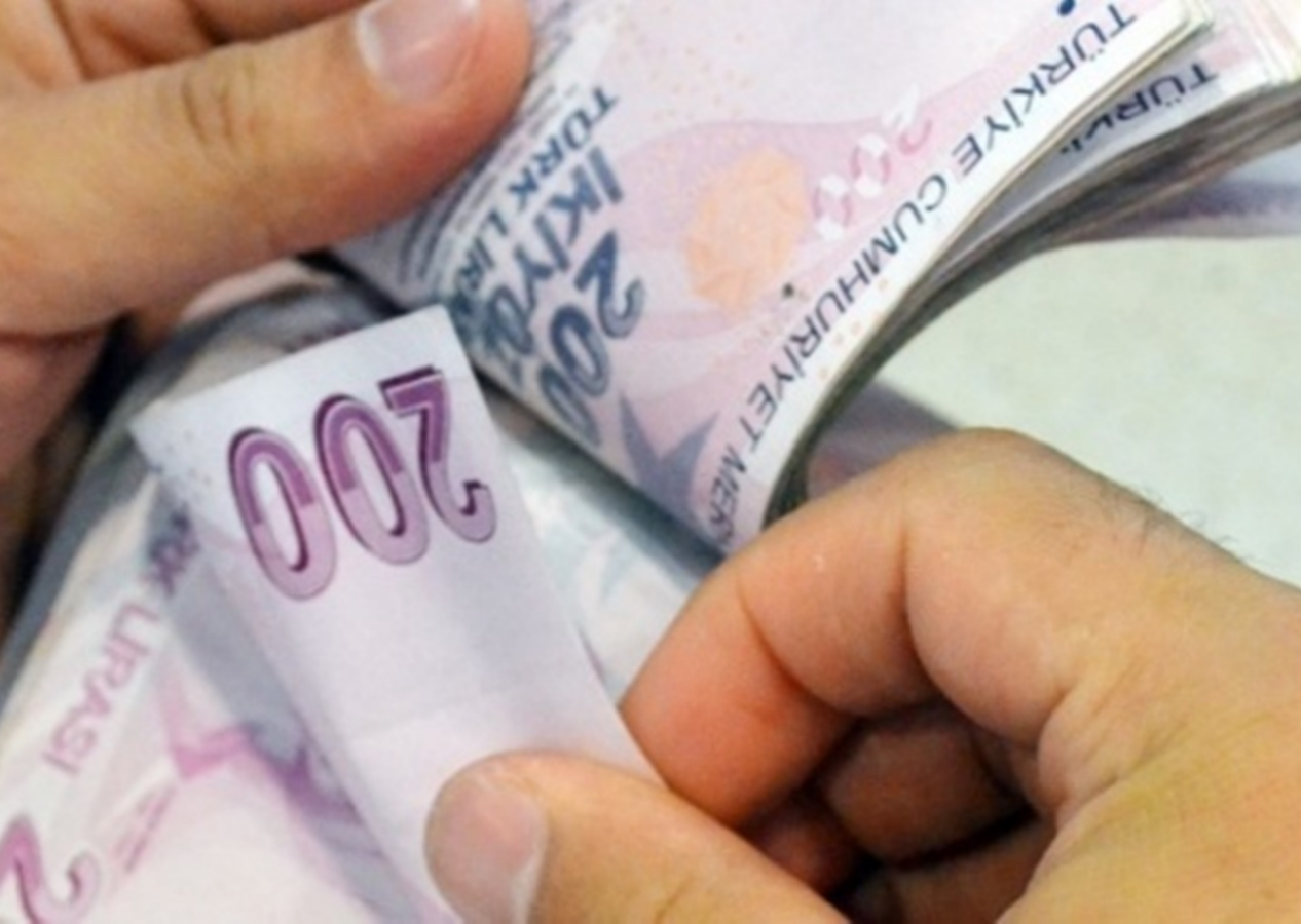 Memurlar ek zam talep etti