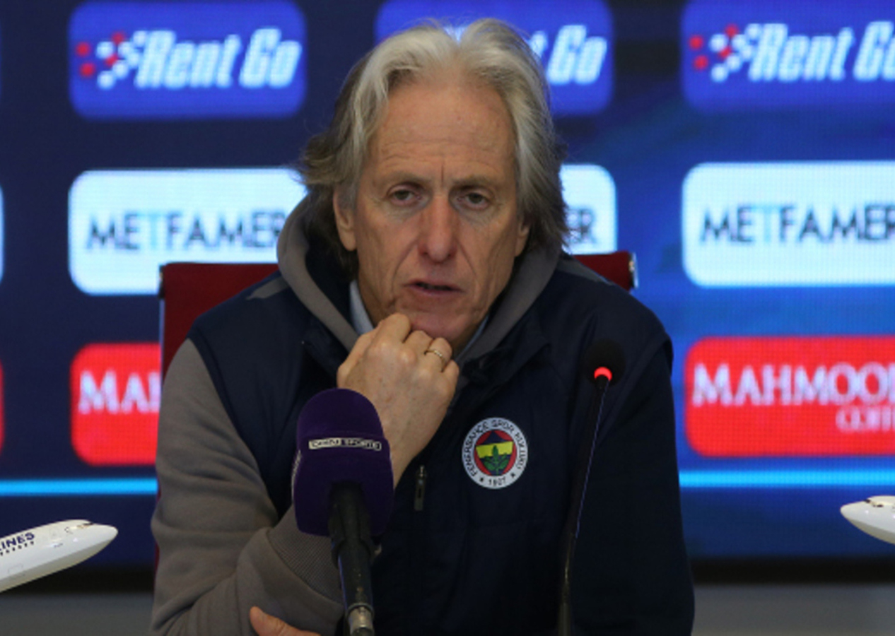 Fenerbahçe Teknik Direktörü Jorge Jesus Sivasspor galibiyeti sonrası konuştu: Valencia'nın durumu hakkında bilgim yok...