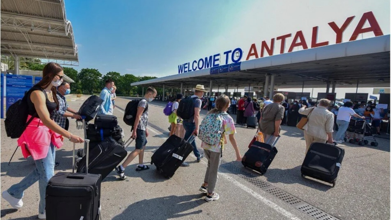 Antalya 2023 sezonuna hızlı başladı! Şimdiden 2019 rekorunu kırdı