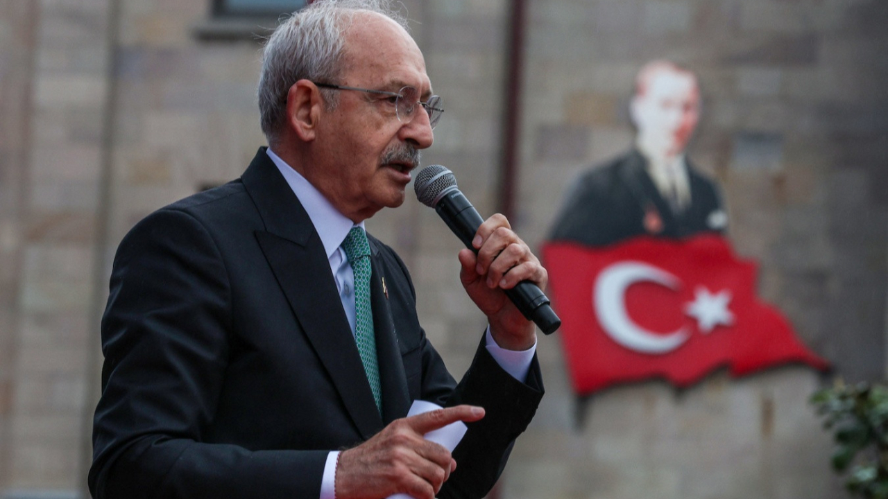 Algı çalışmasına bakın...  İlk o bürokratları görevden alacaklarmış