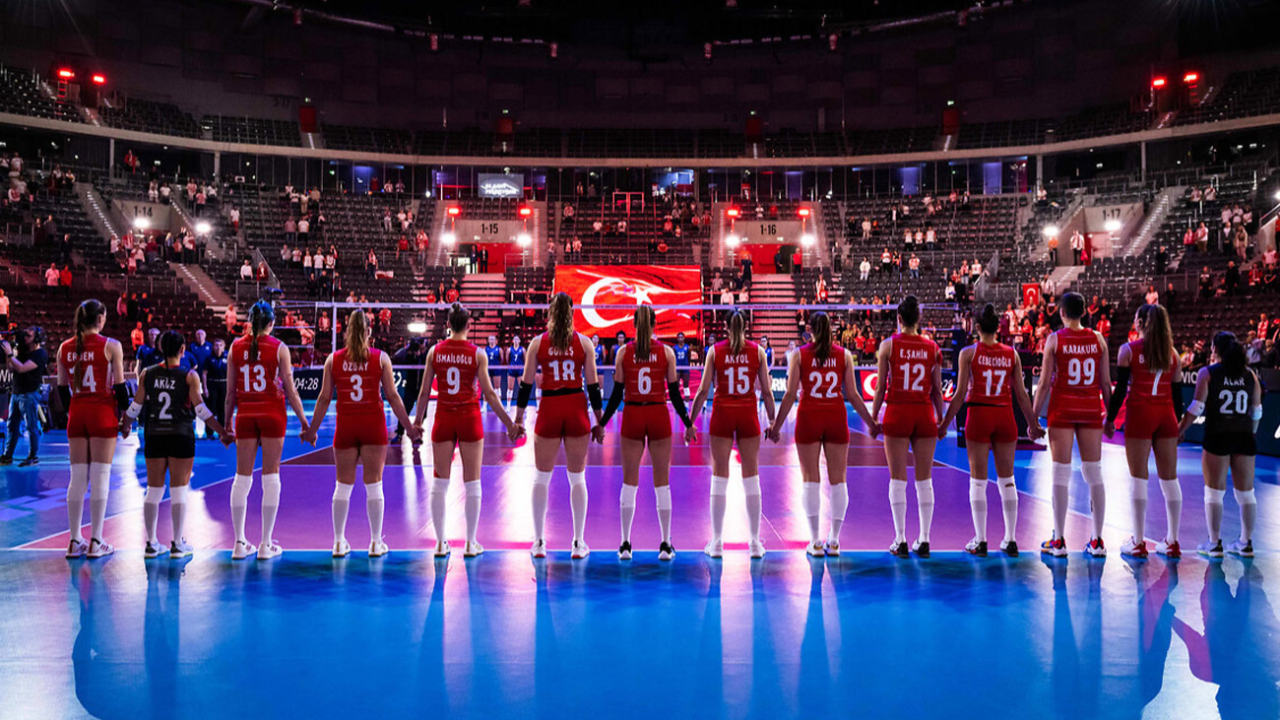 Milli Takım'a en fazla voleybolcu Eczacıbaşı'ndan