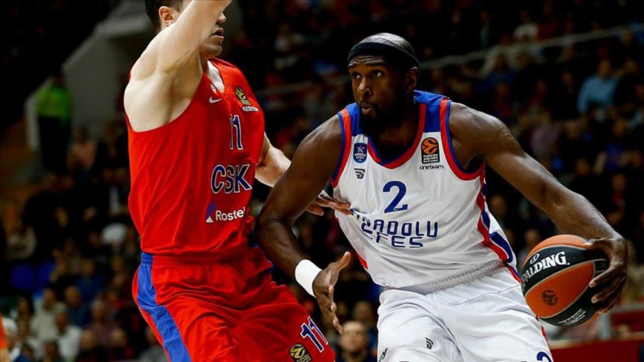 Anadolu Efes'in yıldız ismi  kalp krizi geçirdi