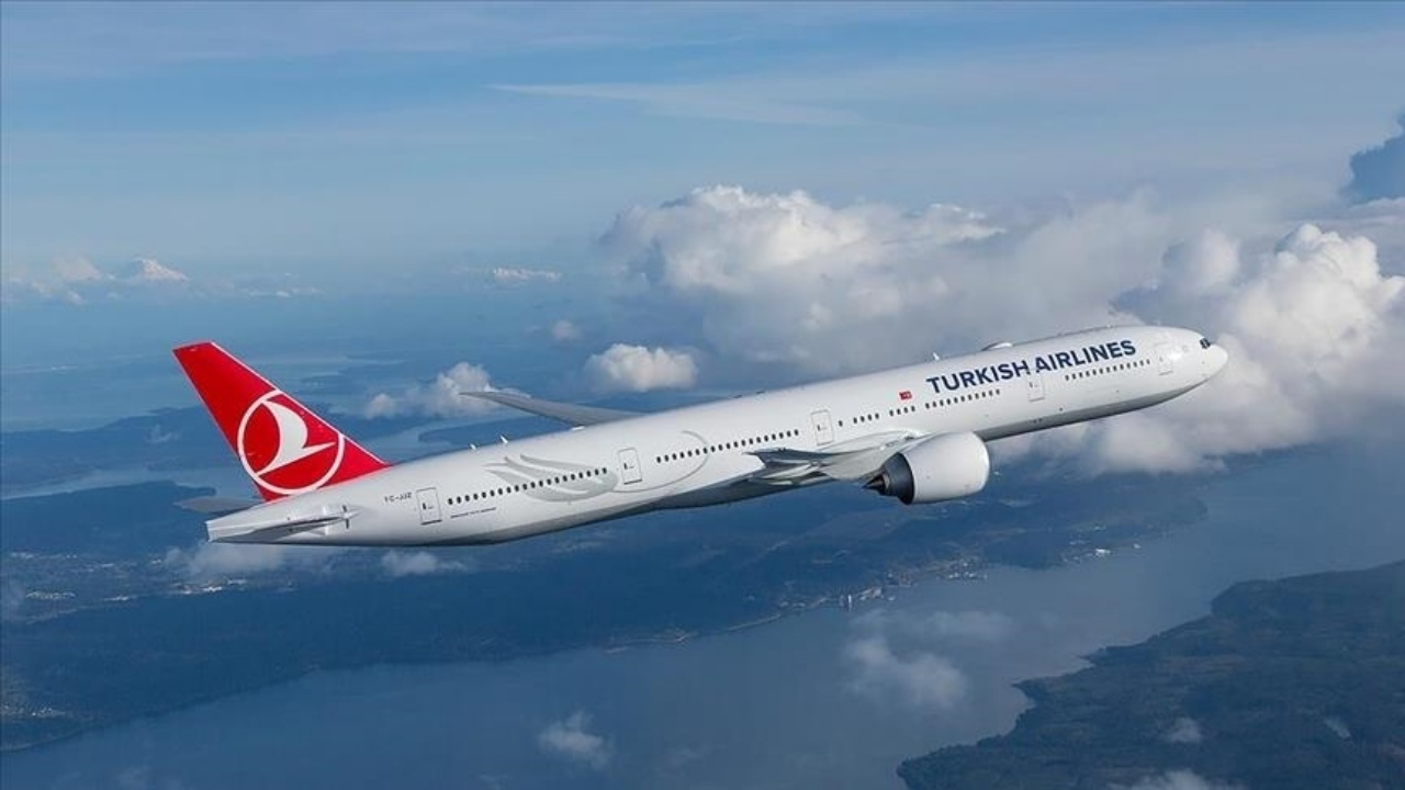 Türk Hava Yolları yüksekten uçuyor! İlk çeyrekte 233 milyon dolar net kar etti