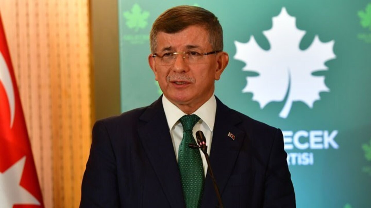 Ahmet Davutoğlu'nun partisinde toplu istifa! İşte yeni partileri...