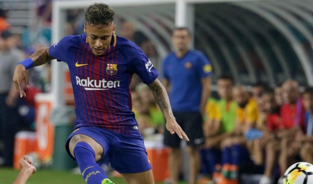 Neymar 222 milyon euro karşılığında PSG'de