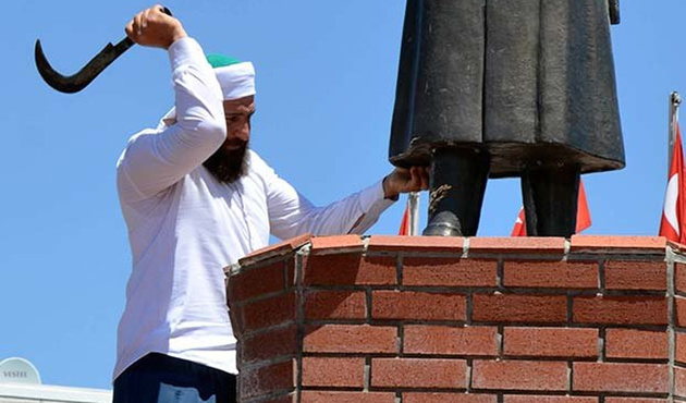 'Peygamberle görüştüm. Allah'tan emir geldiği için heykele zarar verdim'