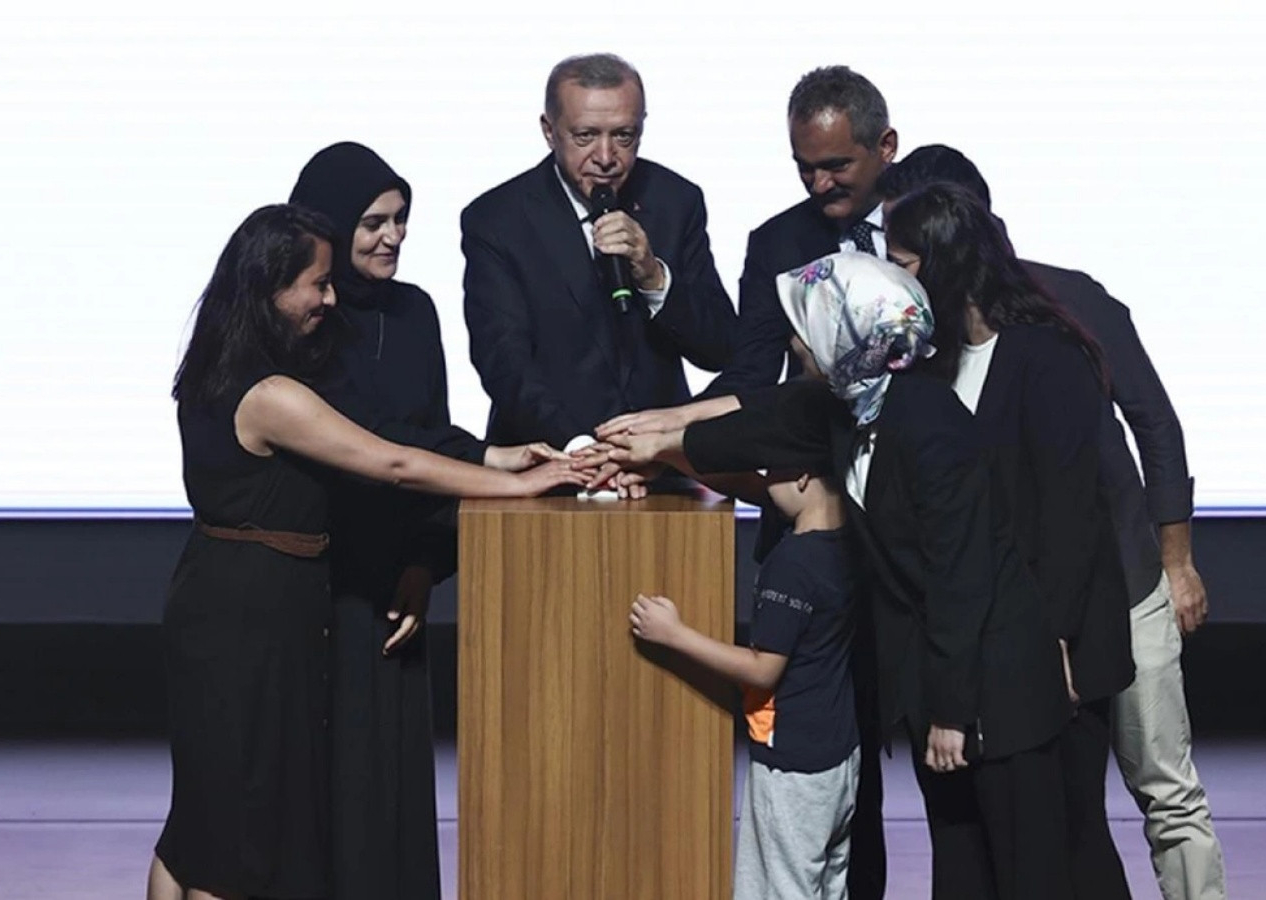 45 bin öğretmen ataması! Cumhurbaşkanı Erdoğan: Cumhuriyet tarihimizin en büyük öğretmen ataması
