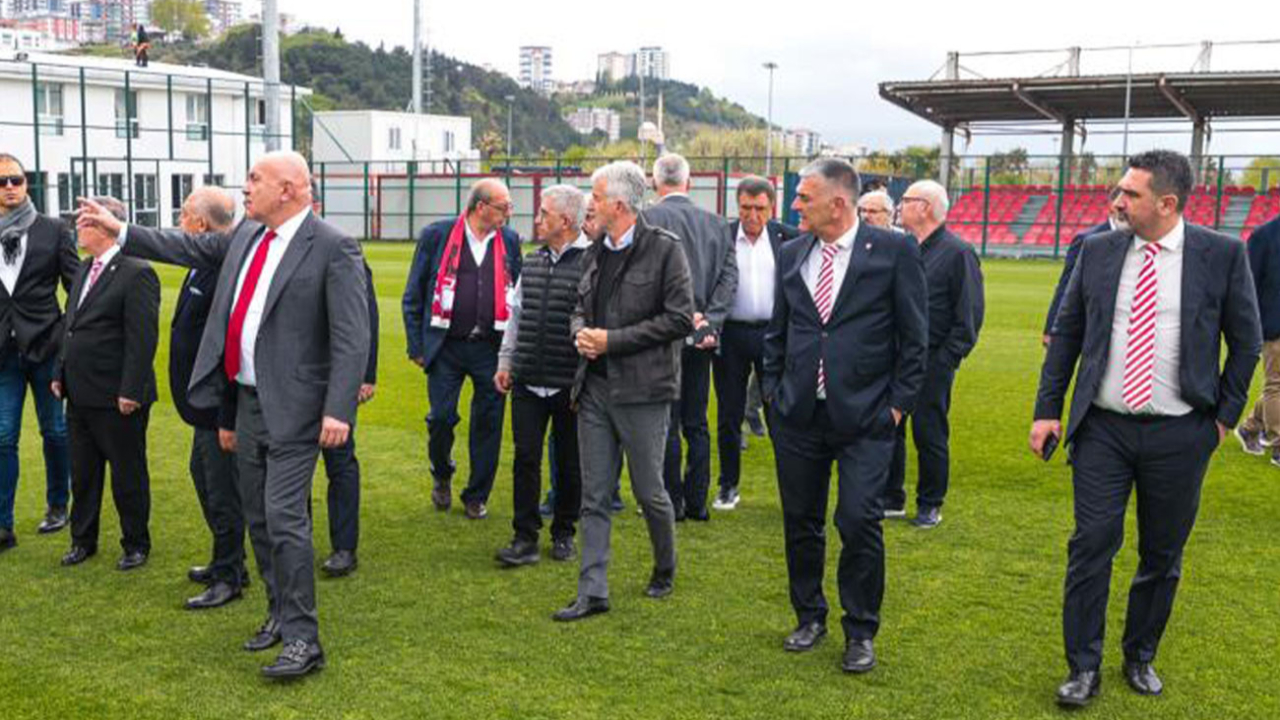 Büyükekşi, Samsunspor tesislerini inceledi