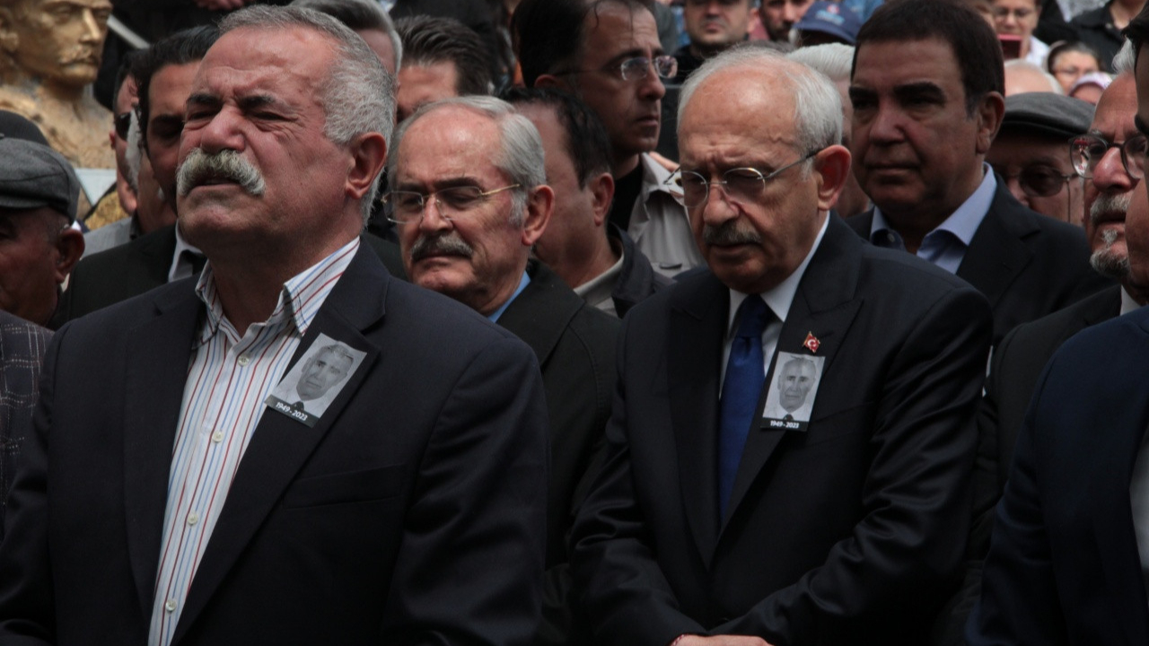 Kılıçdaroğlu ailesinin acı günü: Kemal Kılıçdaroğlu kayınbiraderinin cenaze törenine katıldı
