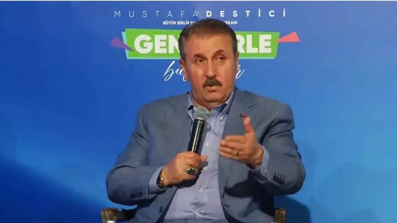 BBP Genel Başkanı Mustafa Destici'den gençlere güzel haber!