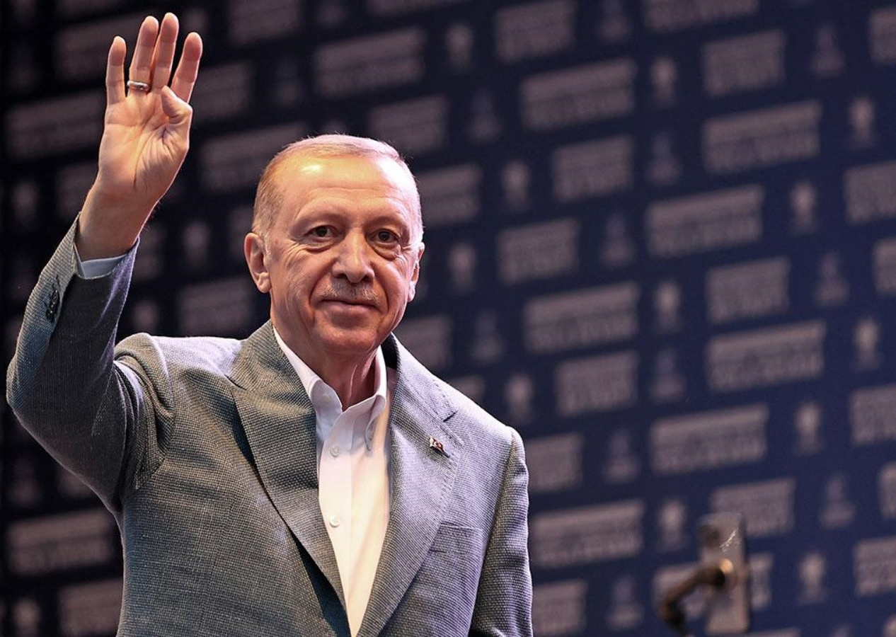 Cumhurbaşkanı Erdoğan'dan seçim mesajı! "14 Mayıs’tan sonra da aşkla çalışmaya devam edeceğiz"