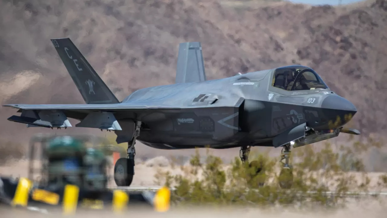 F-35’leri yalvarsalar da alma taraftarı değiliz