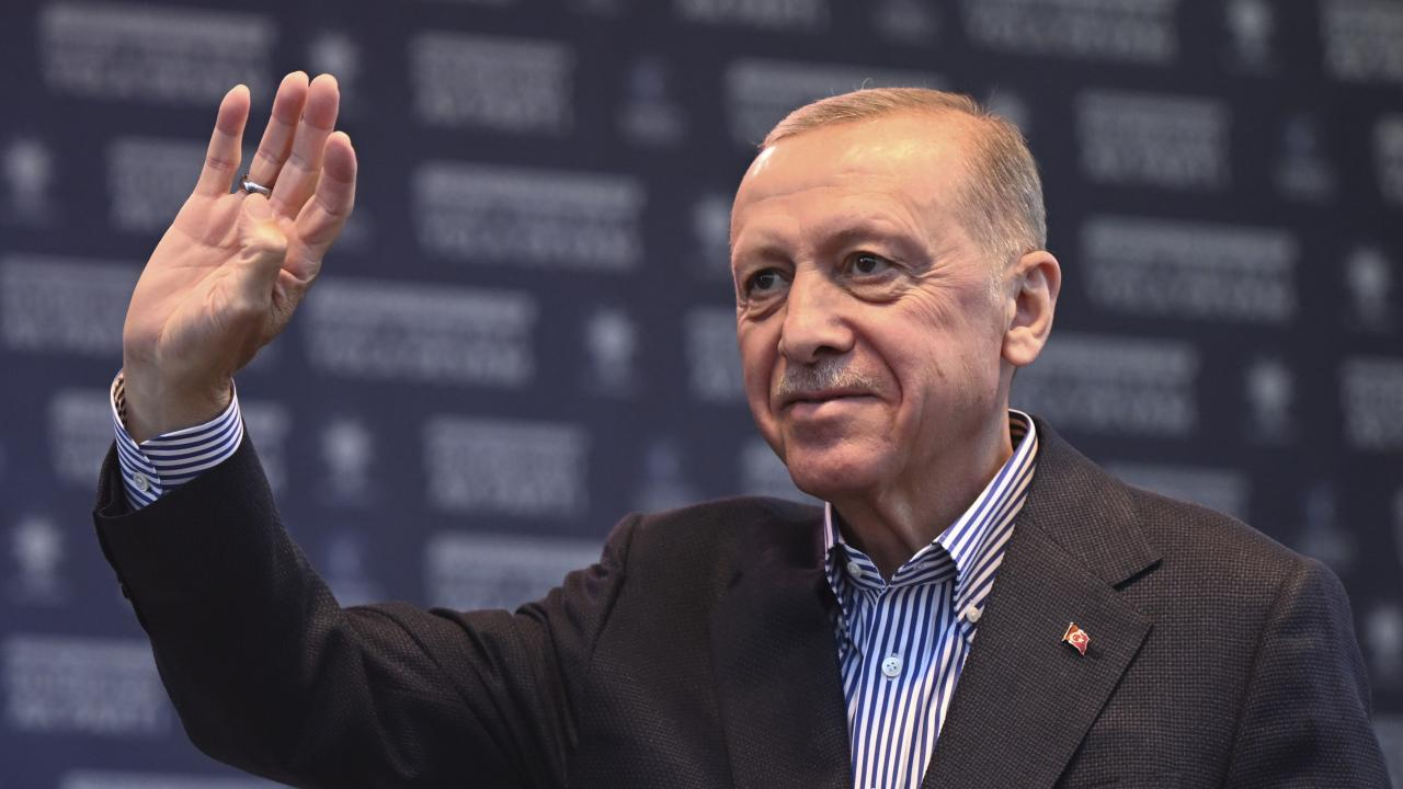 Ak Parti'nin kalesi olarak bilinen köy tercihini değiştirmedi! 20 yıldır yine aynı köy, yine Erdoğan