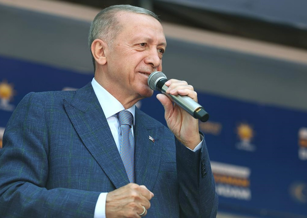 Cumhurbaşkanı Erdoğan'dan gençlere 28 Mayıs çağrısı: Egoları tavan şahsiyetlerin sizi karanlığa sürüklemesine izin vermeyin!