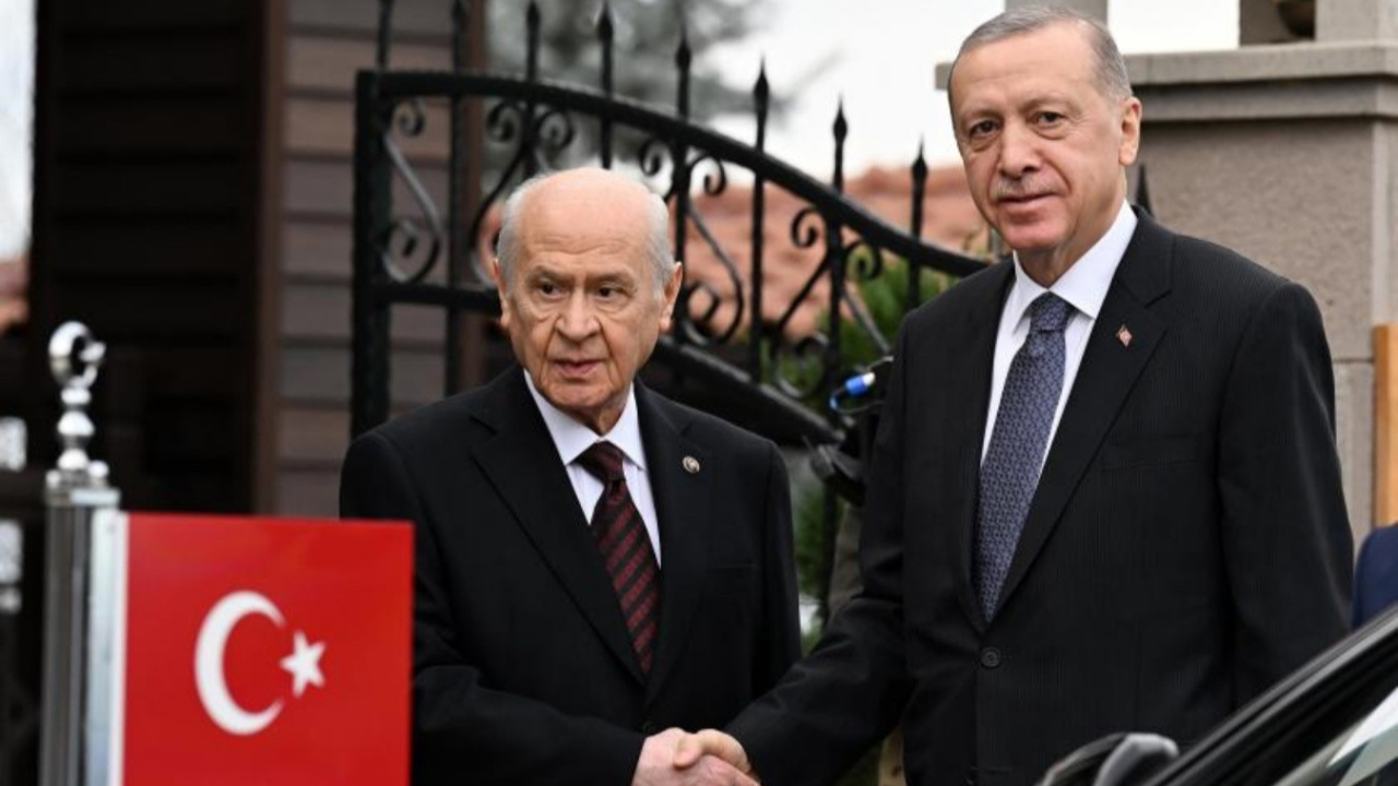 İttifak liderleriyle tek tek görüşecek: Cumhurbaşkanı Erdoğan bugün MHP lideri Bahçeli ile bir araya gelecek!