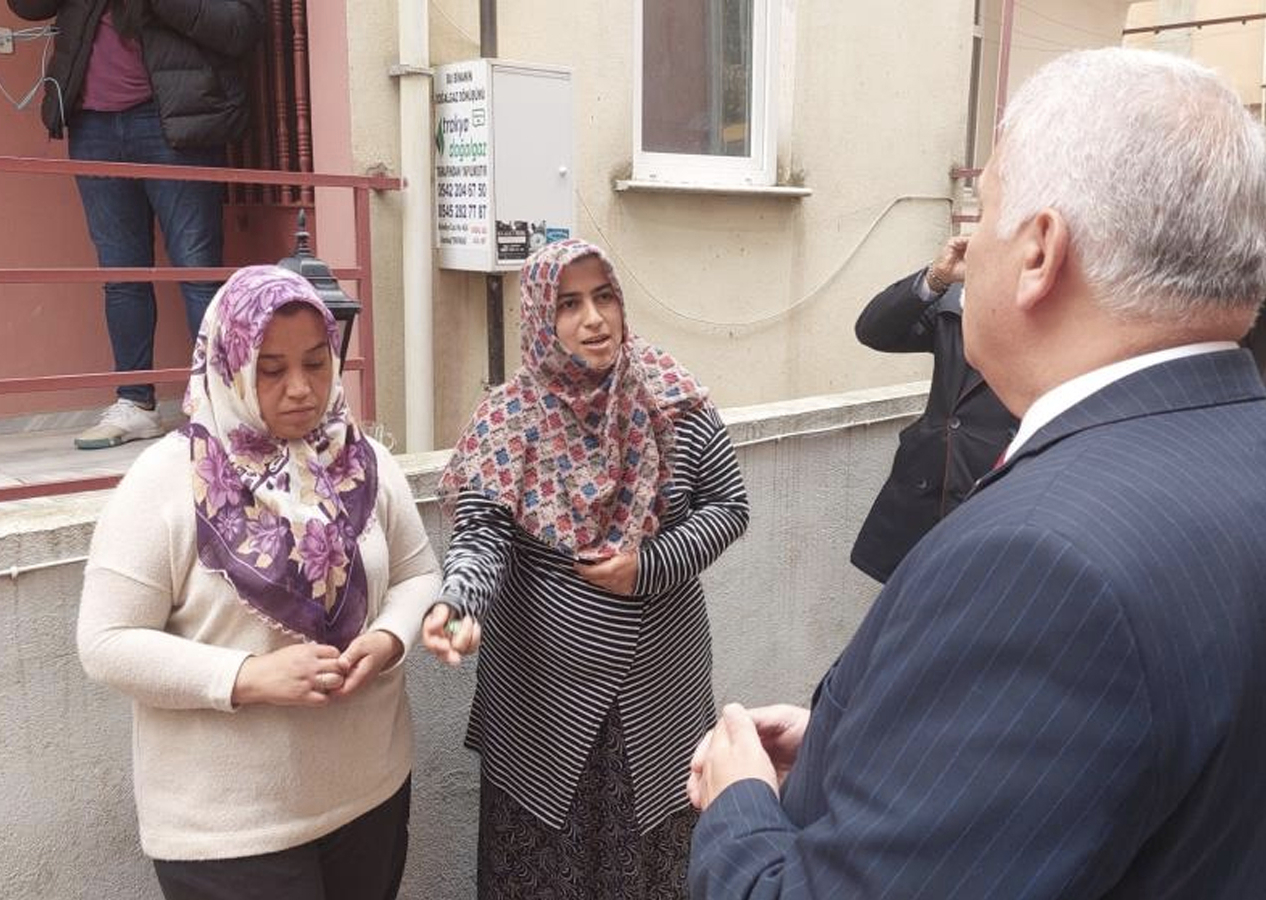 CHP'li belediyenin sahip çıkmadığı depremzedelere devlet eli: Parasını devlet ödeyecek