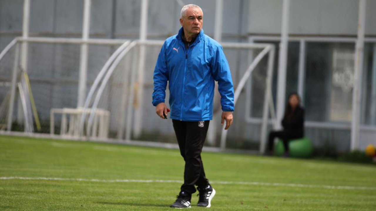 Rıza Çalımbay: Galatasaray karşısında dikkatli olmalıyız
