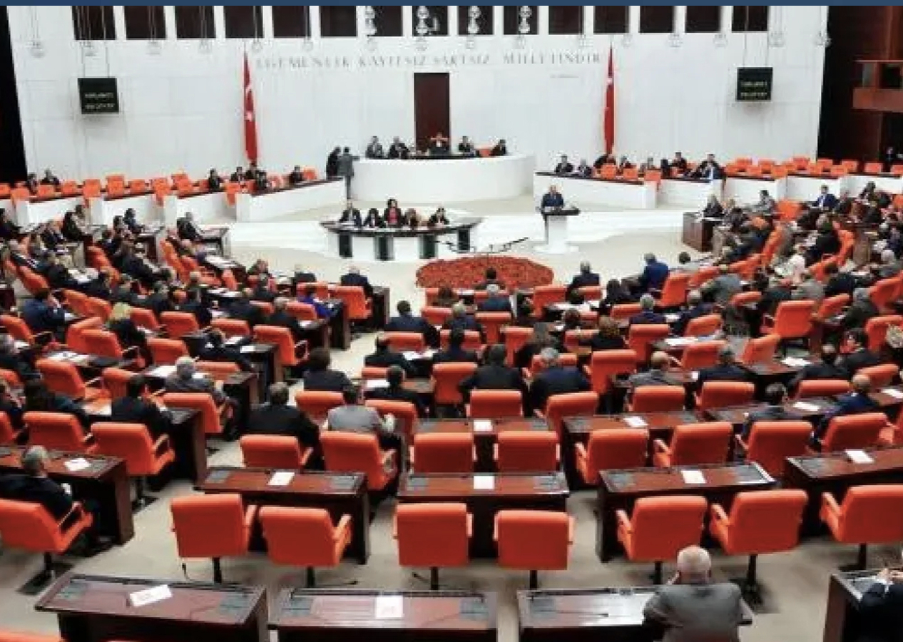 HÜDA PAR'ın yemin töreni itirazı iddialarına yalanlama!