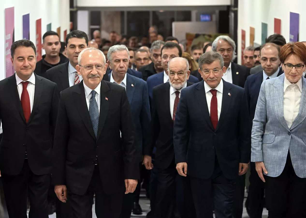 Gelecek Partisi'nde deprem: Seçim sonrası üst düzey istifalar!