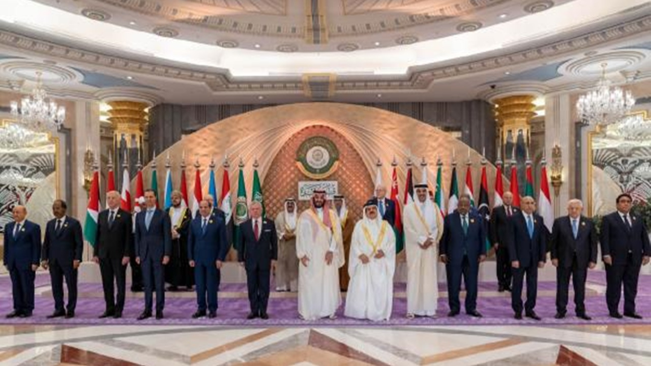 Suudi Arabistan'da Arap Ligi Zirvesi: Esad, Zelenski ve Putin'den önemli mesajlar!