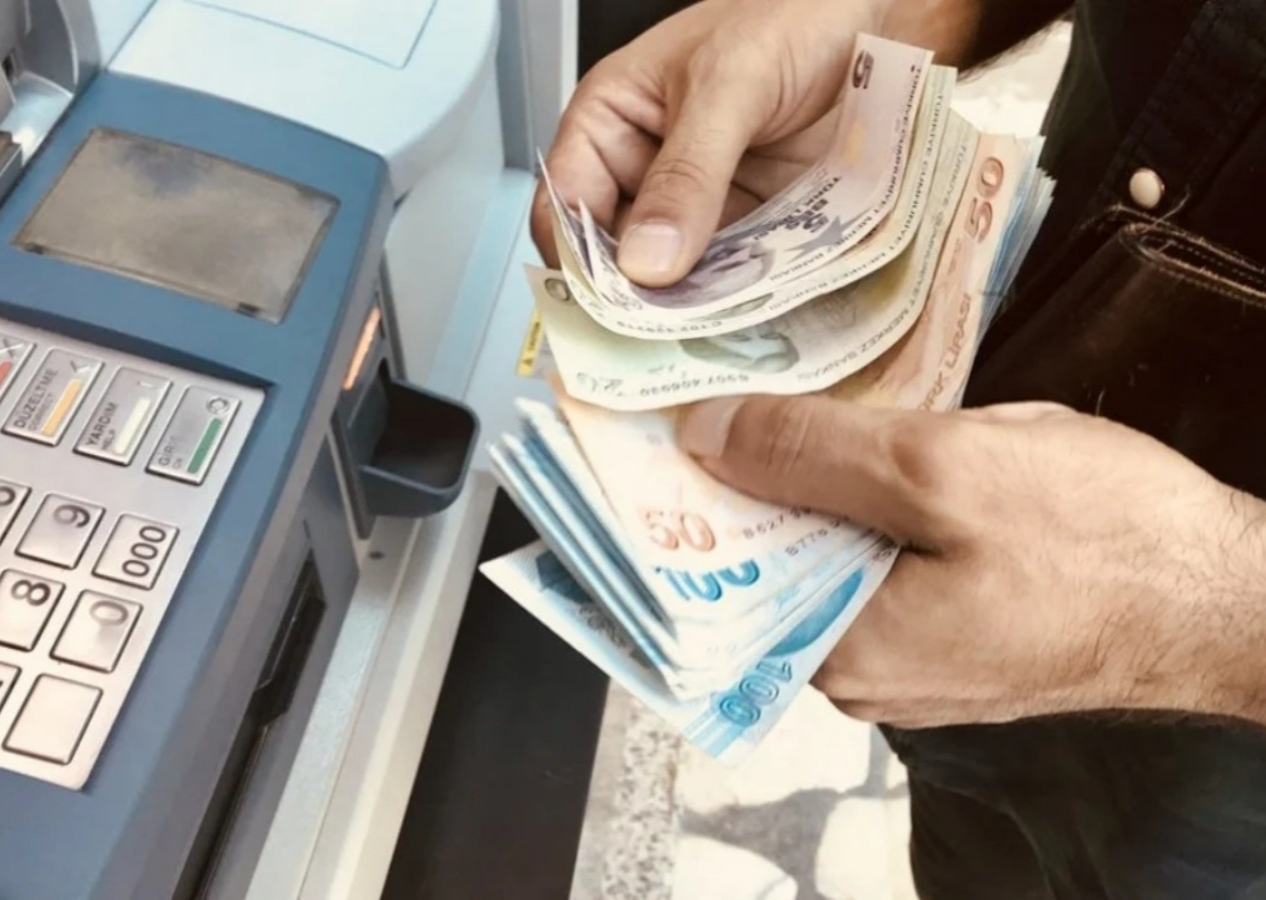 Merkez'den yeni düzenleme! Bankalar nakit avans çekimini durdurdu