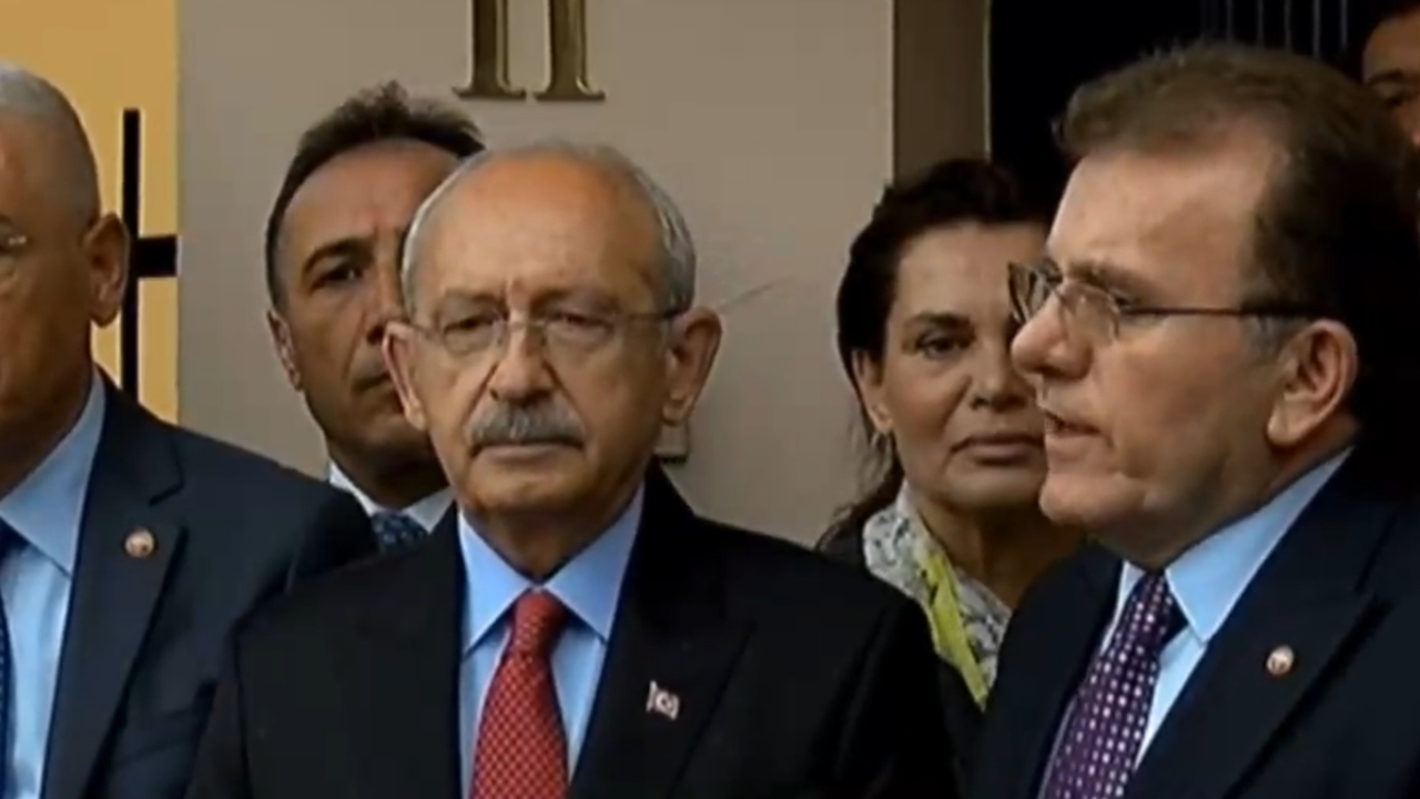 Adalet Partisi lideri Vecdez Öz, Kılıçdaroğlu'na desteklerini açıkladı