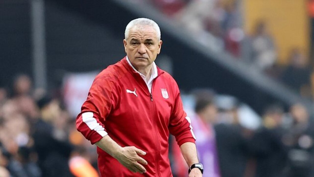 Sivasspor Teknik Direktörü Rıza Çalımbay Galatasaray mağlubiyeti sonrası konuştu: Hedef olursa tabii ki devam ederim...