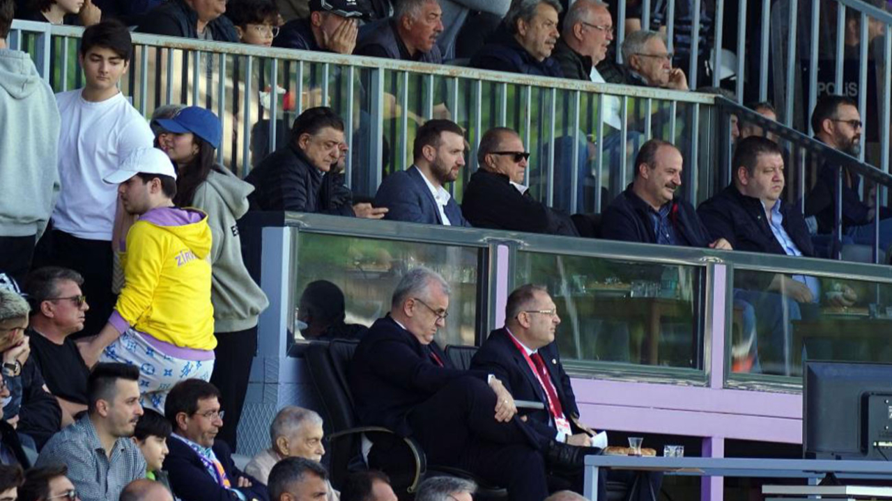 Fatih Terim'den Arda Turan'a destek