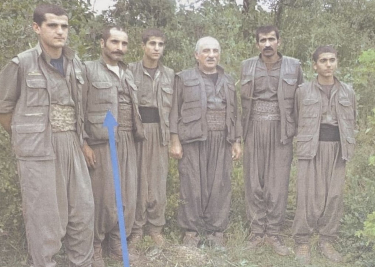 Teröristbaşı Duran Kalkan'ın korumasının Millet İttifakı bileşeni Yeşil Sol Parti'nin sandık müşahidi olduğu ortaya çıktı