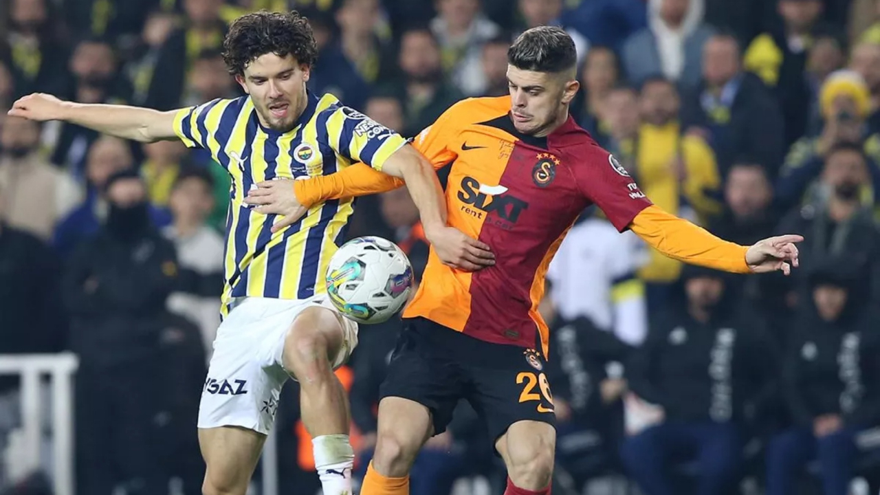 Galatasaray-Fenerbahçe derbisinin tarihi ve saati belli oldu!