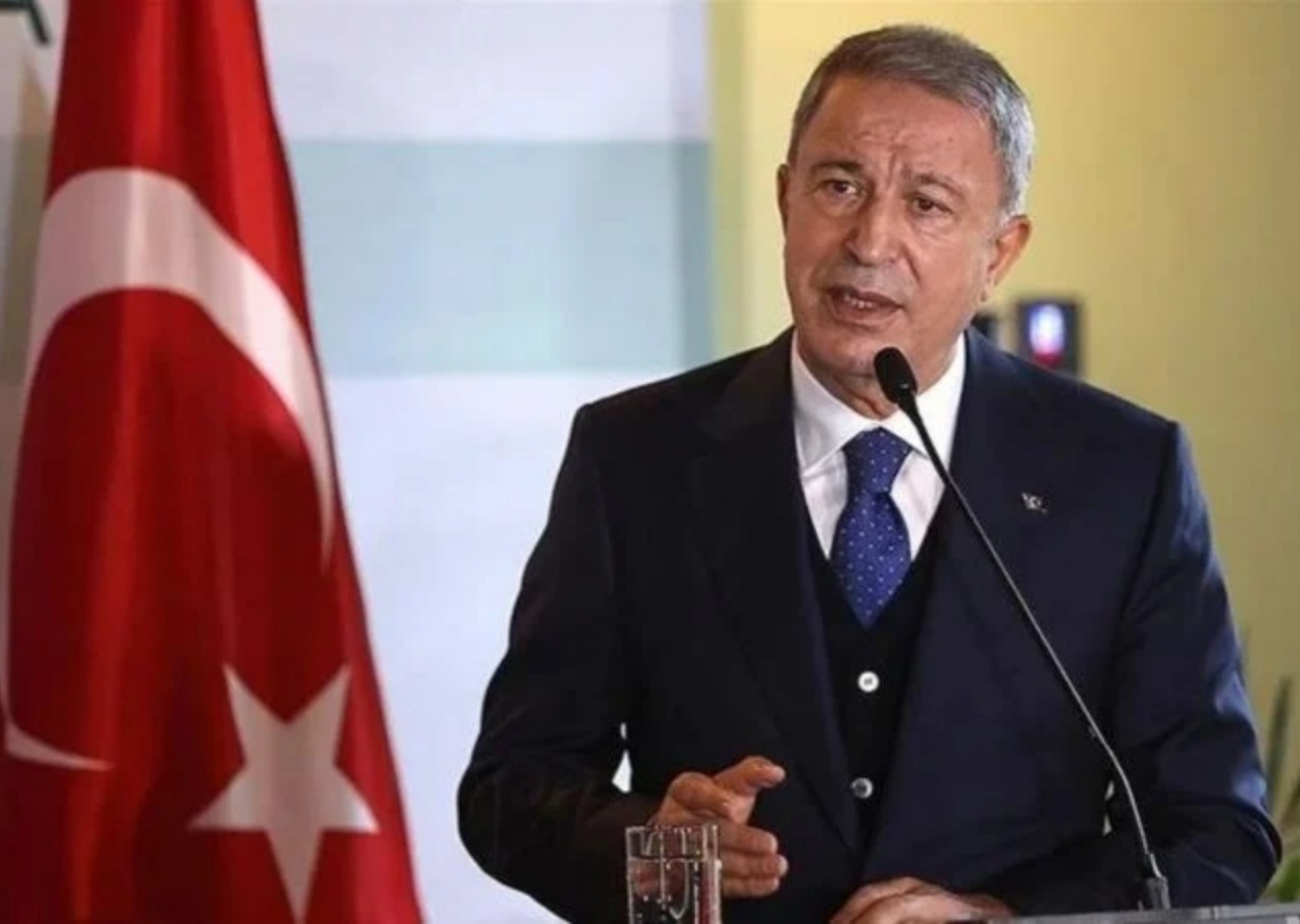 Bakan Akar, Suriye'nin kuzeyinde 19 teröristin etkisiz hale getirildiğini bildirdi