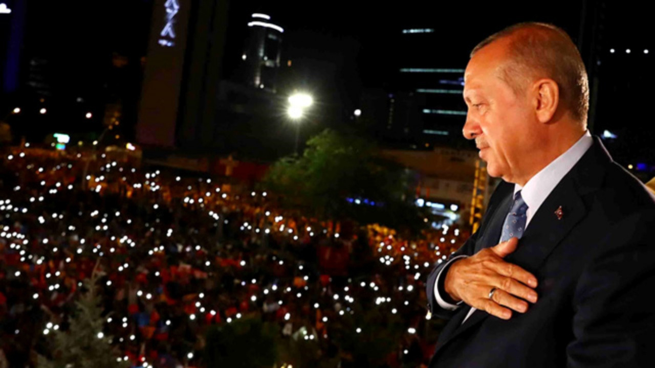 Cumhurbaşkanı Erdoğan bir ilke imza atacak! Balkon konuşması için Cumhurbaşkanlığı Külliyesi hazırlandı!