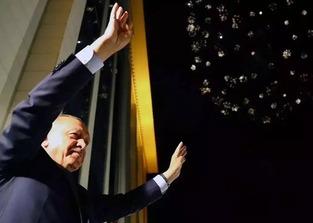 Cumhurbaşkanı Recep Tayyip Erdoğan'dan tarihi zafer! Dünya liderlerinden tebrik mesajı yağdı...