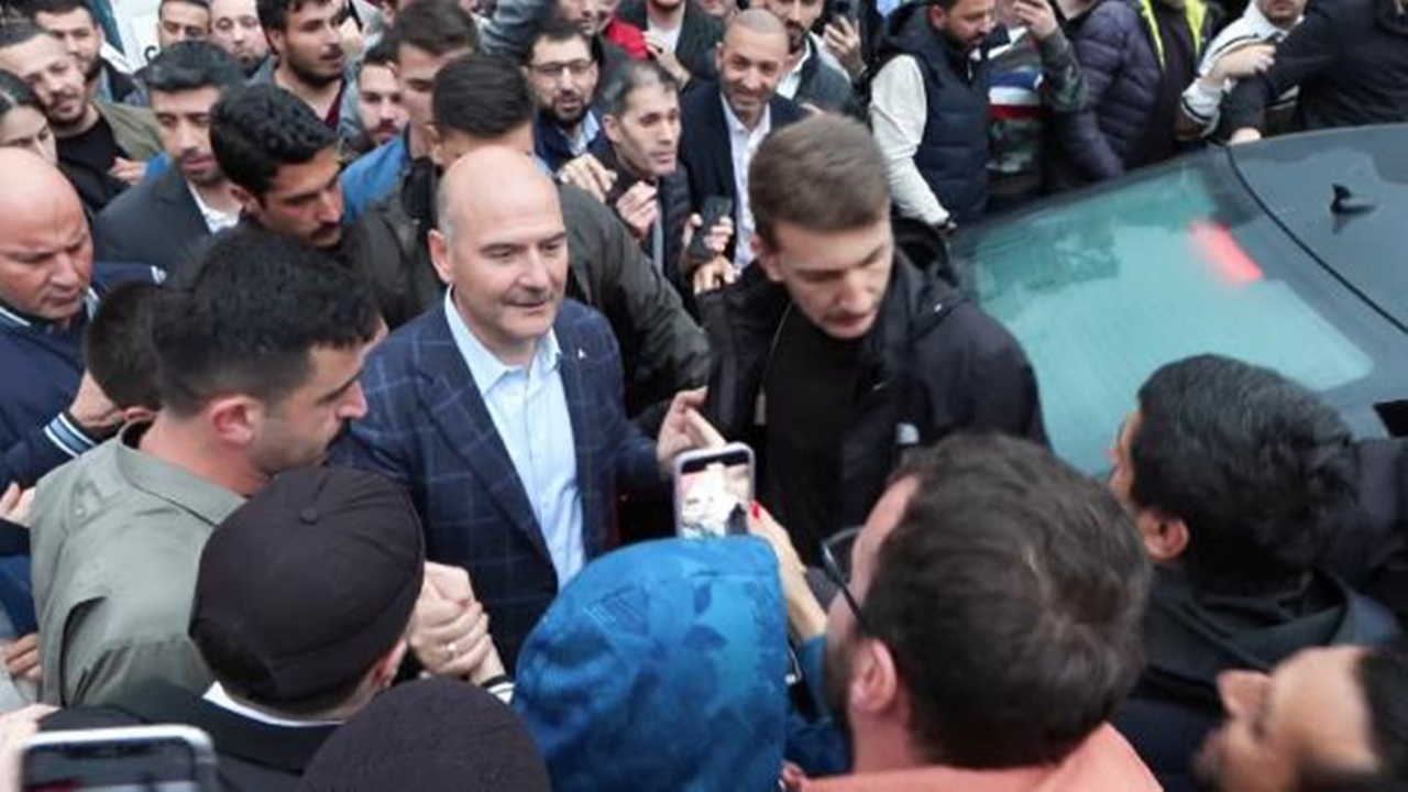Bakan Soylu sabah namazını Ayasofya Camii'nde kıldı