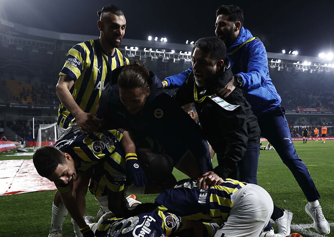Fenerbahçe'de sürpriz ayrılık! Transfer şok etkisi yarattı
