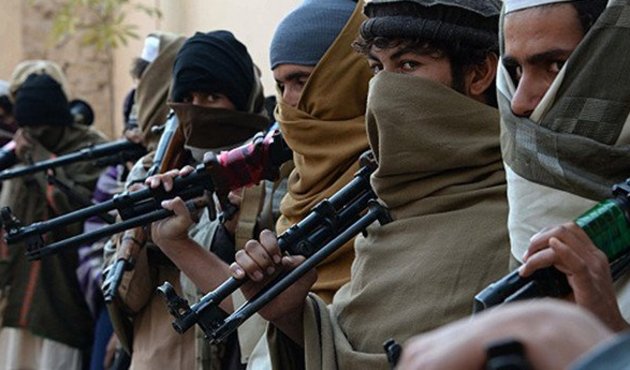 DAEŞ ve Taliban saldırısında 50 sivil öldürüldü!