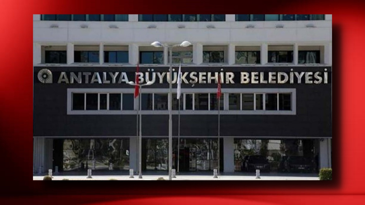 CHP'li belediyede skandal! 'CHP'ye oy vermediği için darbedildi' iddiası!