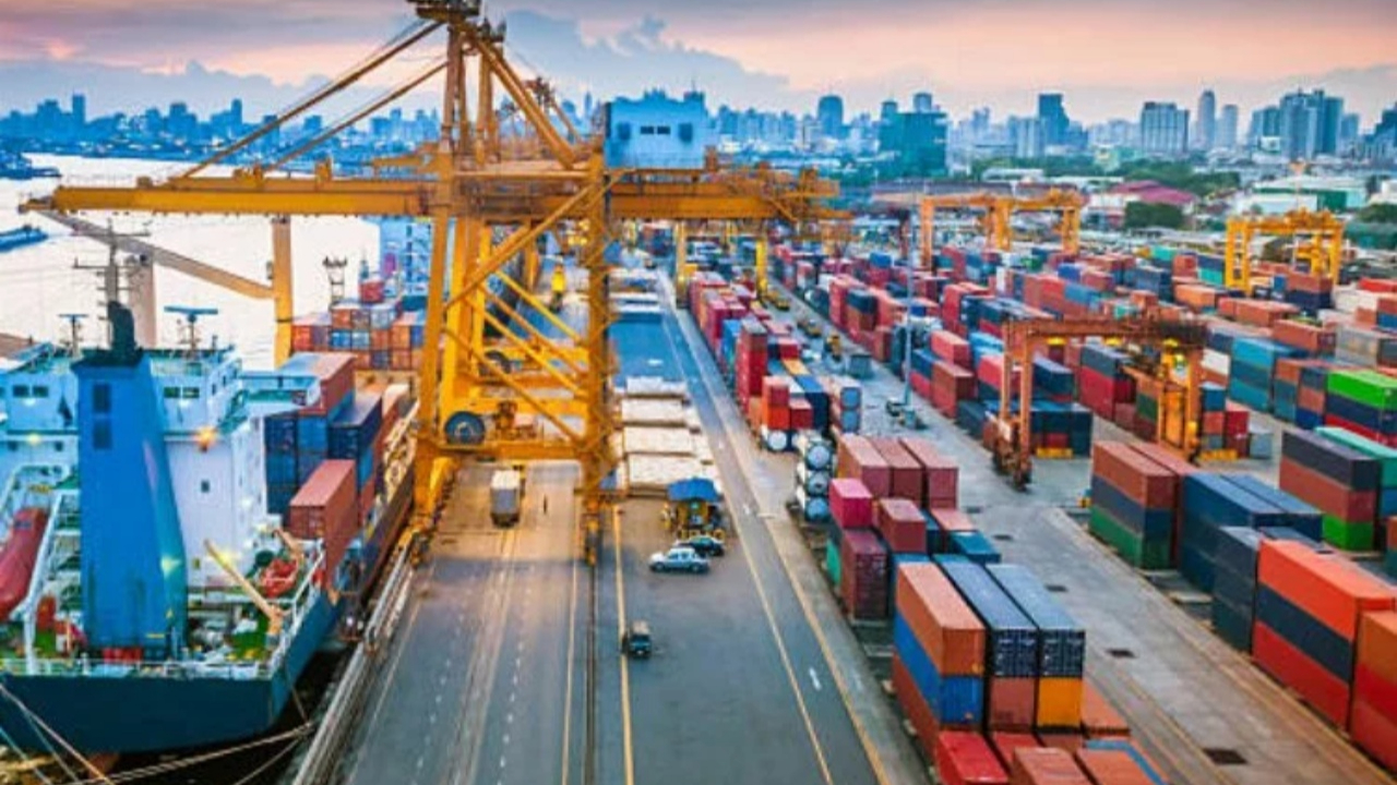 Nisan ayında dış ticaret açığı yüzde yüzde 42 arttı