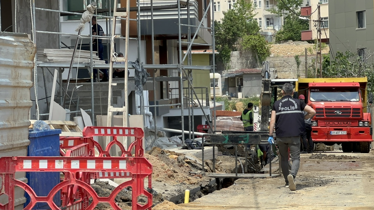Üsküdar'da korkunç olay: Binanın asansör boşluğunda erkek cesedi bulundu