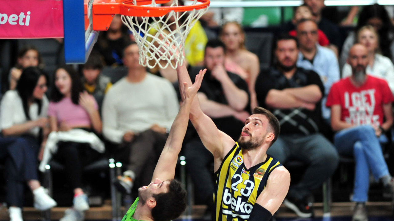 Fenerbahçe Beko yarı finalde