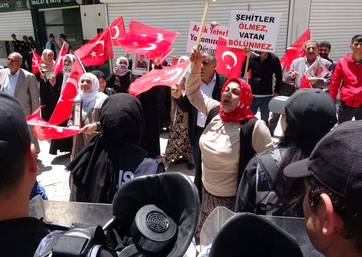Vanlı aileler: “54 çocuğun kanına giren Demirtaş siyasetçi değildi”