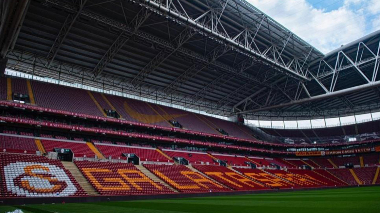 Nef Stadyumu'nda 14. Galatasaray - Fenerbahçe derbisi