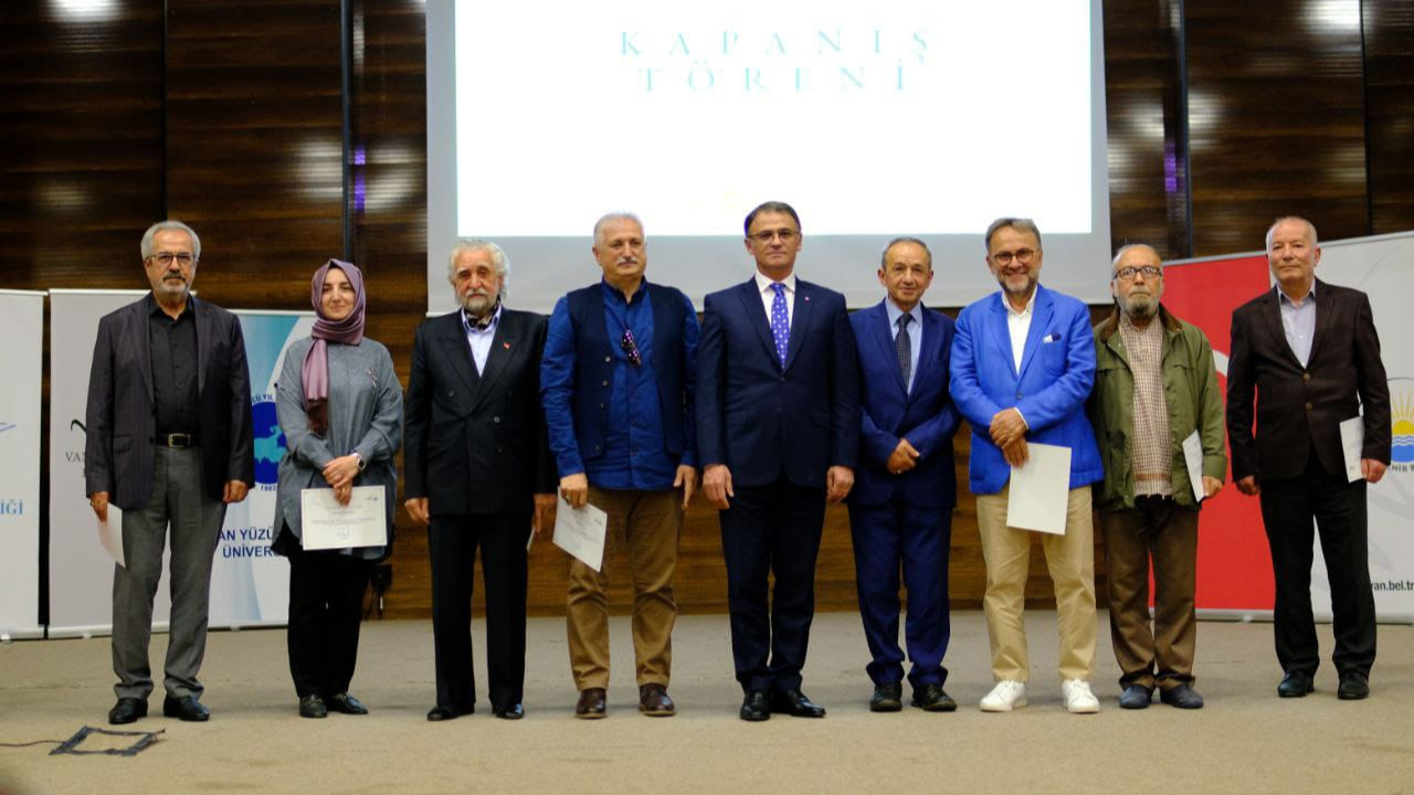 Akademi Van, 400 yetenekli gencin kalemine dokundu