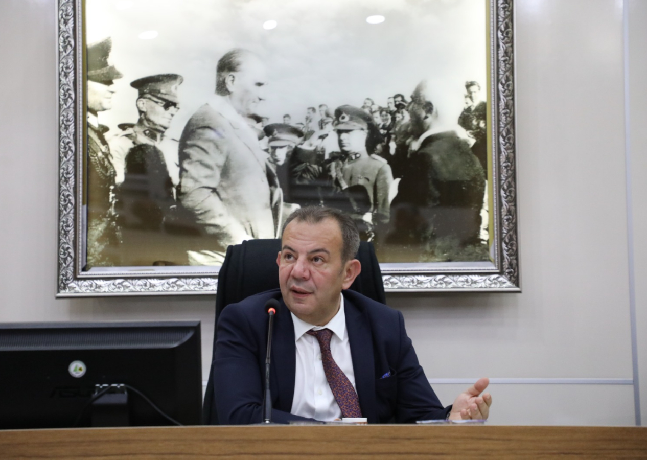 "Erdoğan kazanırsa heykelini dikerim" diyen Özcan: Heykelini dikeceğiz, tamam. Söz verdiysek tutarız